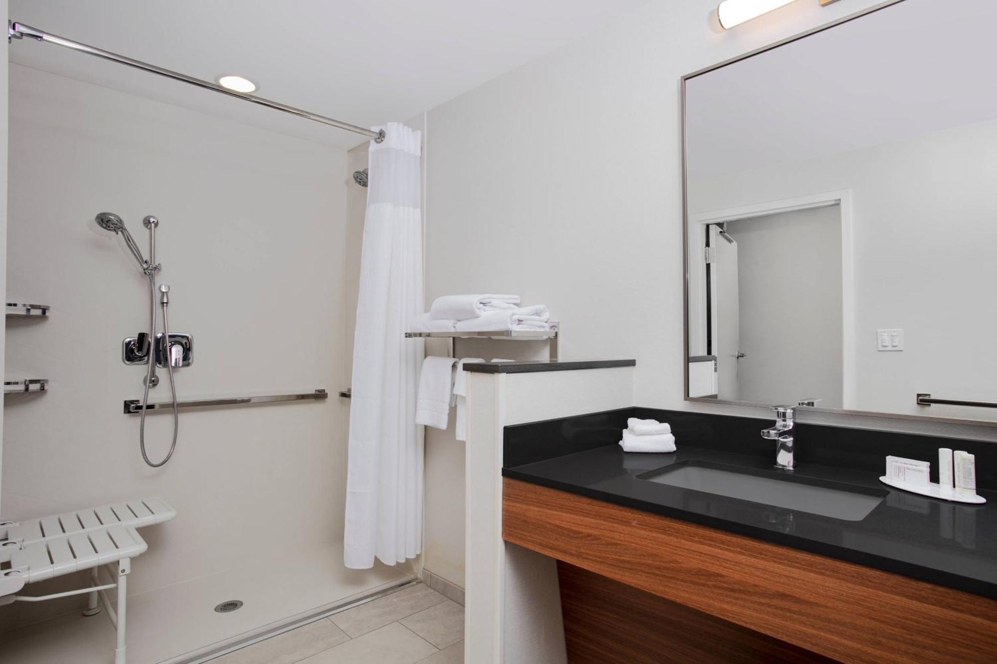 Fairfield By Marriott Inn & Suites Lebanon Near Expo Center Экстерьер фото